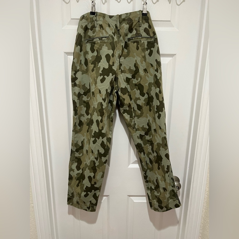Gap Straight Khaki High Rise Camo Pants Womens Size 8 Green Chino Twill - Picture 7 of 8